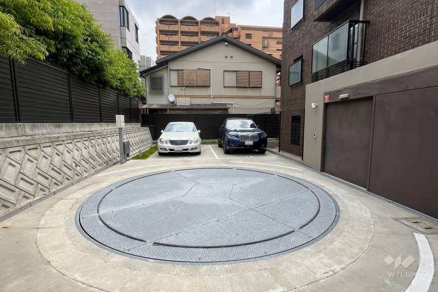 敷地内駐車場（屋外平面式）