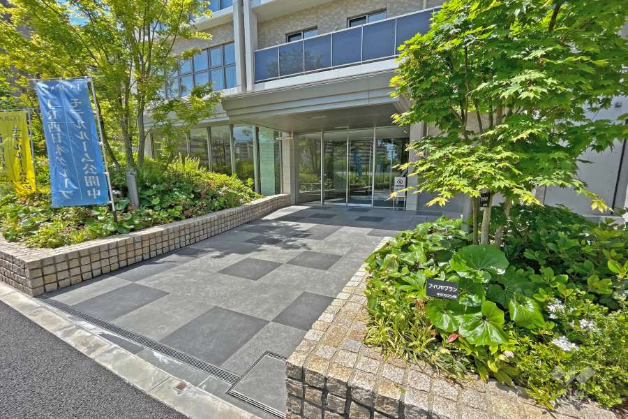 エントランスアプローチ