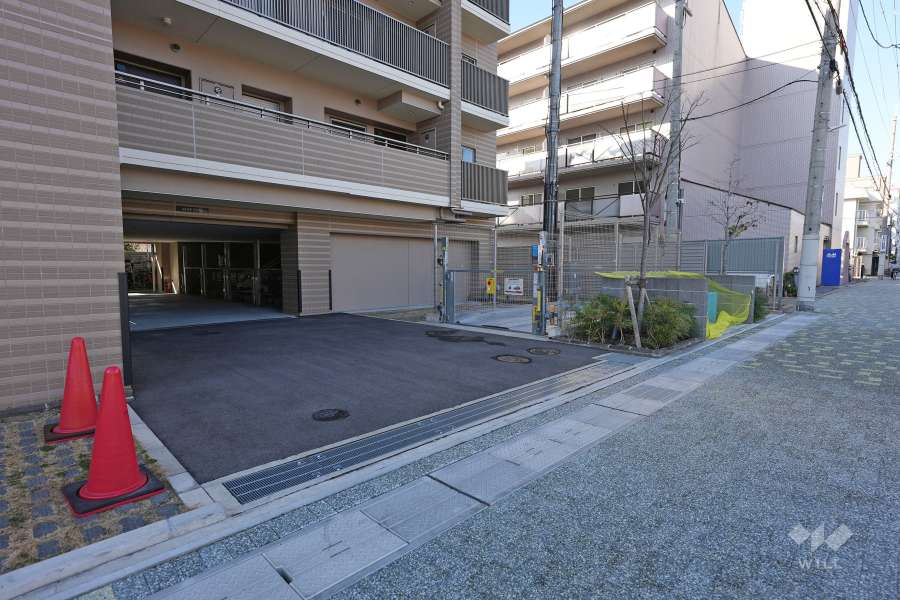 駐車場の出入口