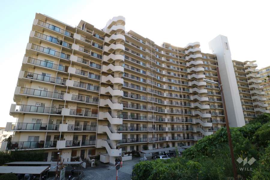 ラヴェニール宝塚中山台プルミエの外観（北東側から）