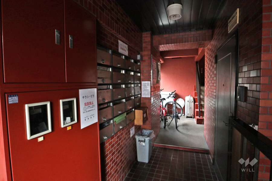 エントランス内