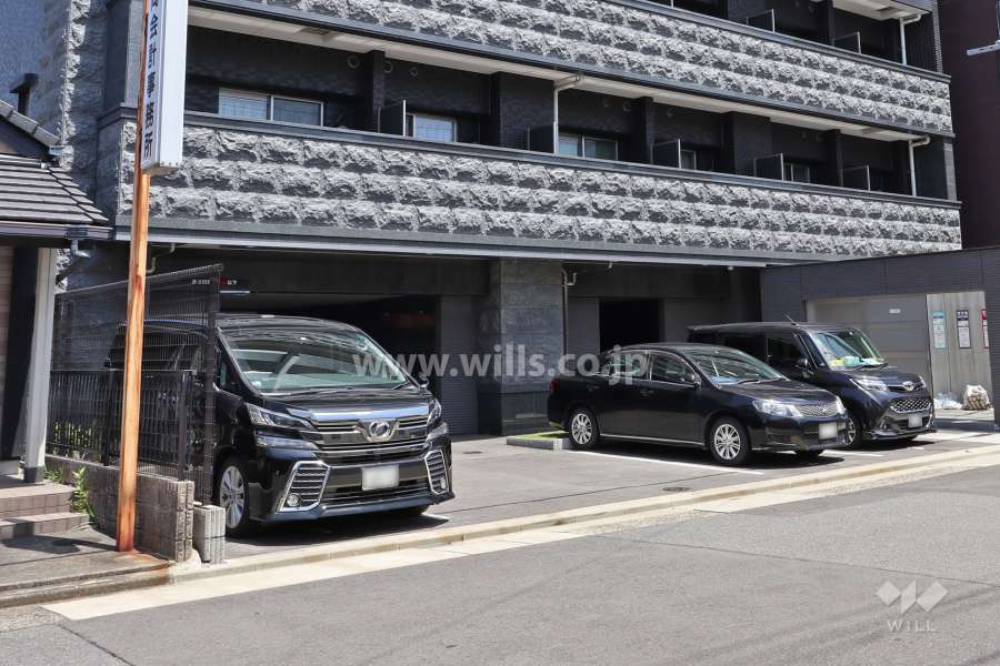 敷地内駐車場(屋外平面式)