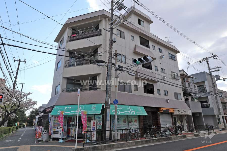 コーポ栄の外観(東側から)