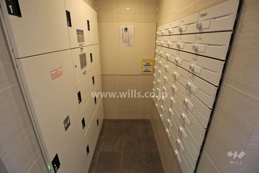 宅配ボックスと共用ポスト