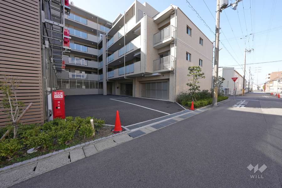 駐車場の出入口