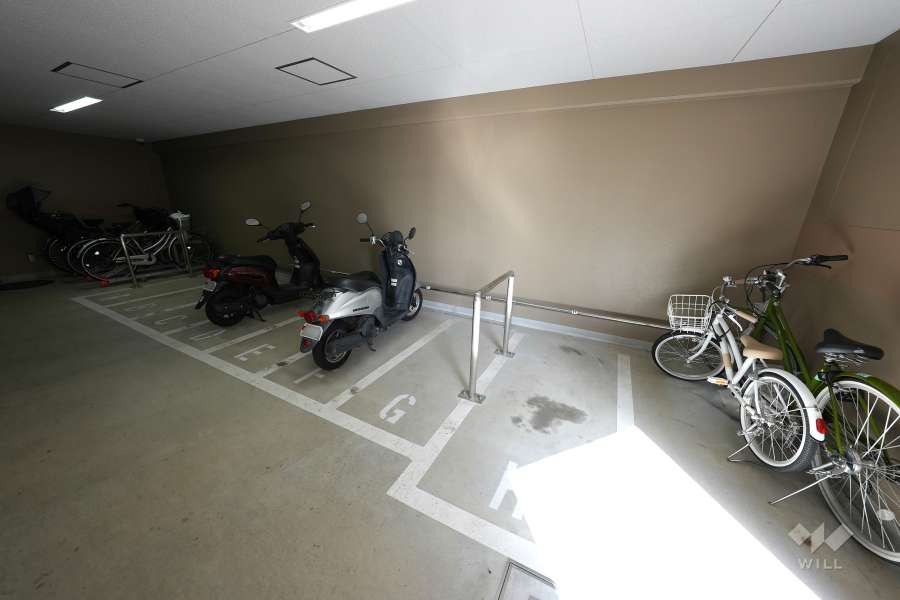 バイク置場