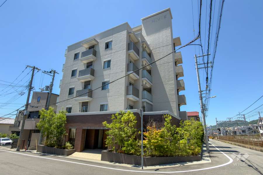 エヌヴィ六甲篠原の外観（北東側から）