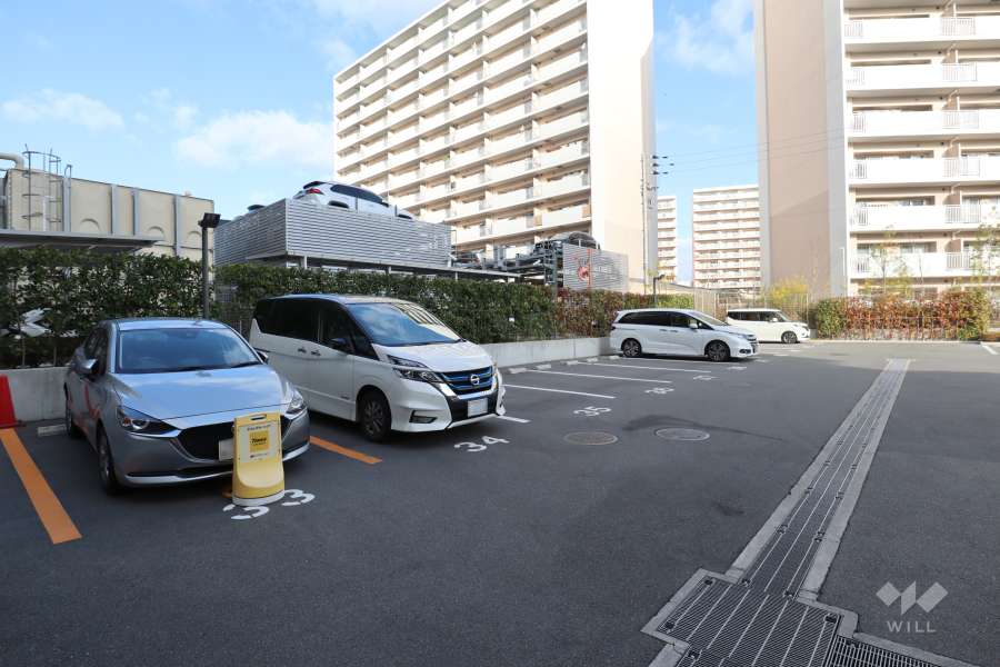 敷地内駐車場（屋外平面式）