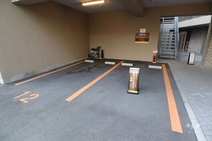 敷地内駐車場（屋内平面式）