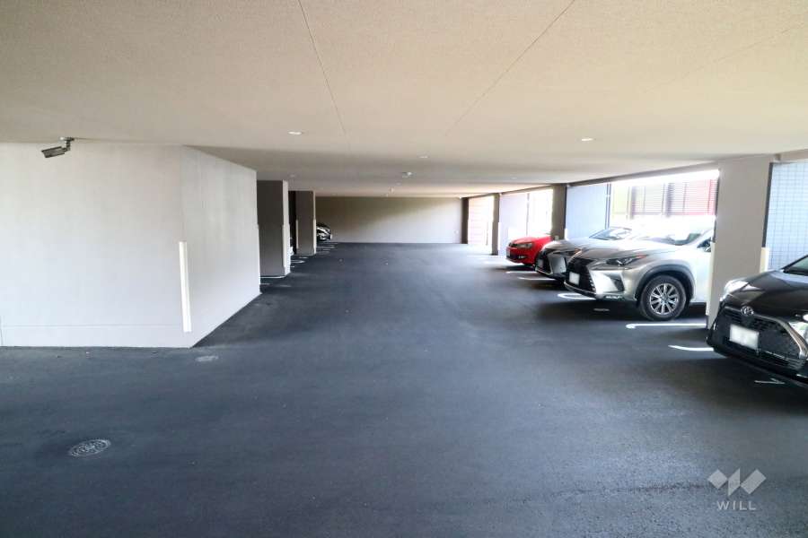 敷地内駐車場（屋内平面式・屋外平面式）