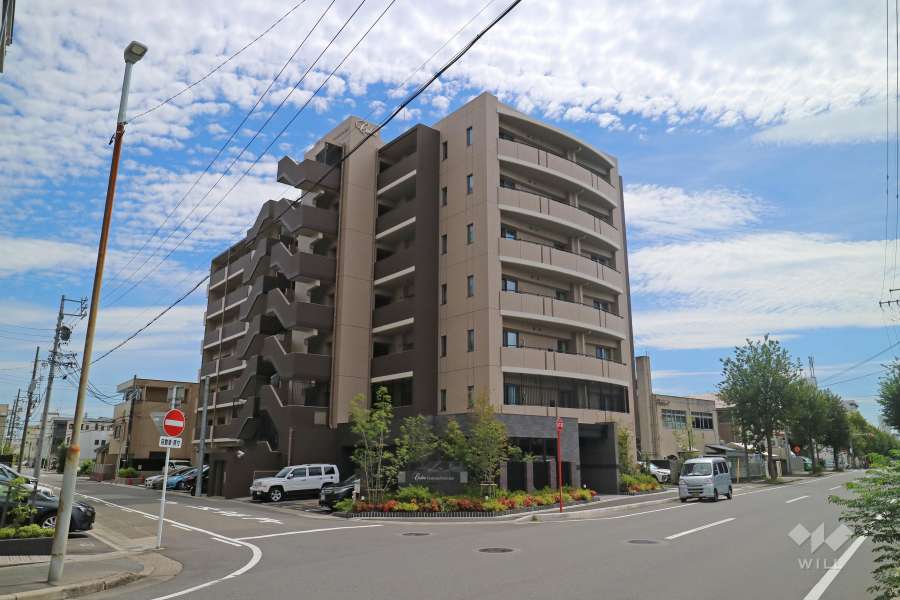 カルティア金山StationEastの外観(北西側から)