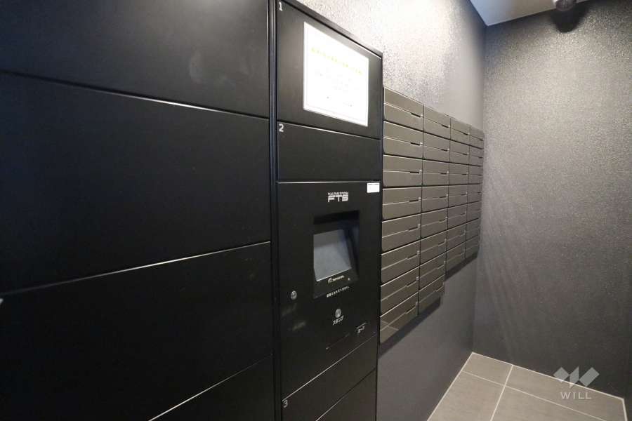 宅配ボックスと共用ポスト