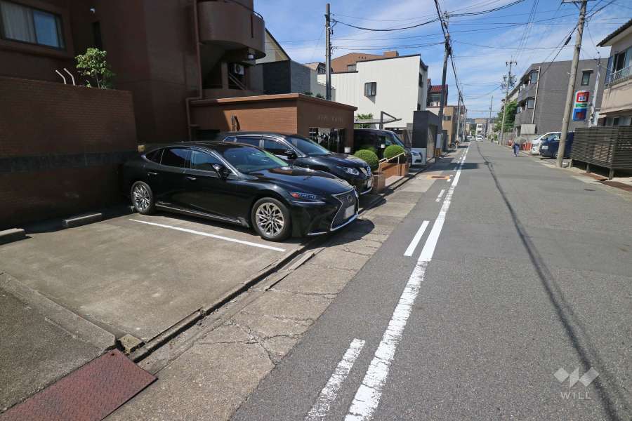 敷地内駐車場(屋外平面式)