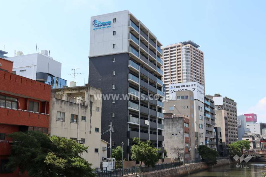 プレサンス名古屋STATIONルミアスの外観（南東側から）