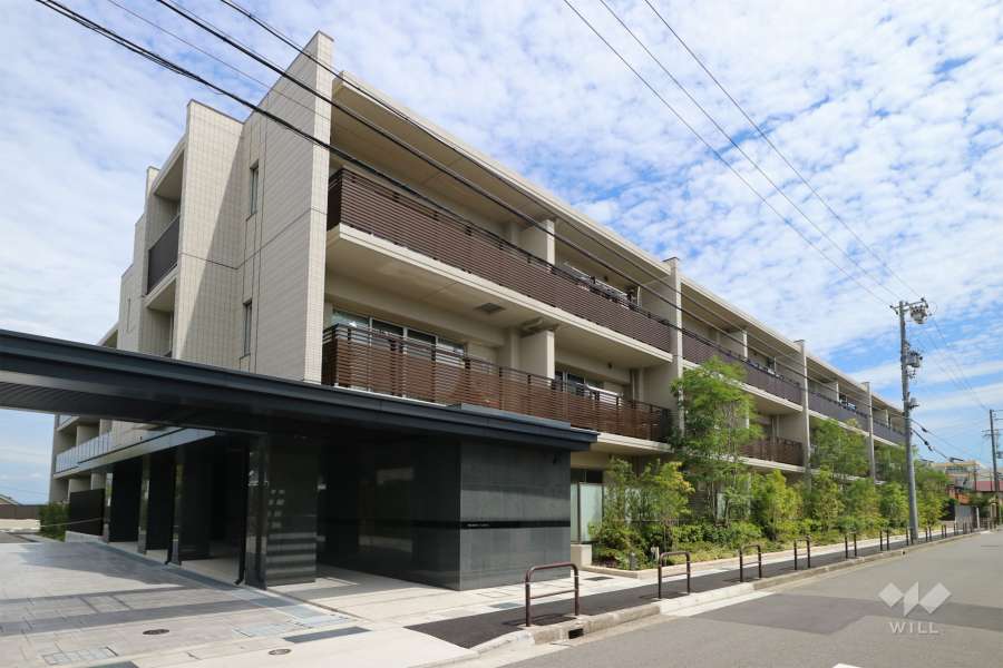 プレミスト富士見台の外観（南西側から）