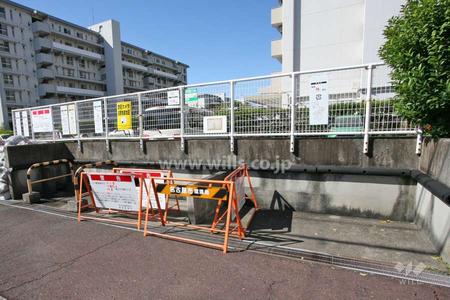 ゴミ置き場
