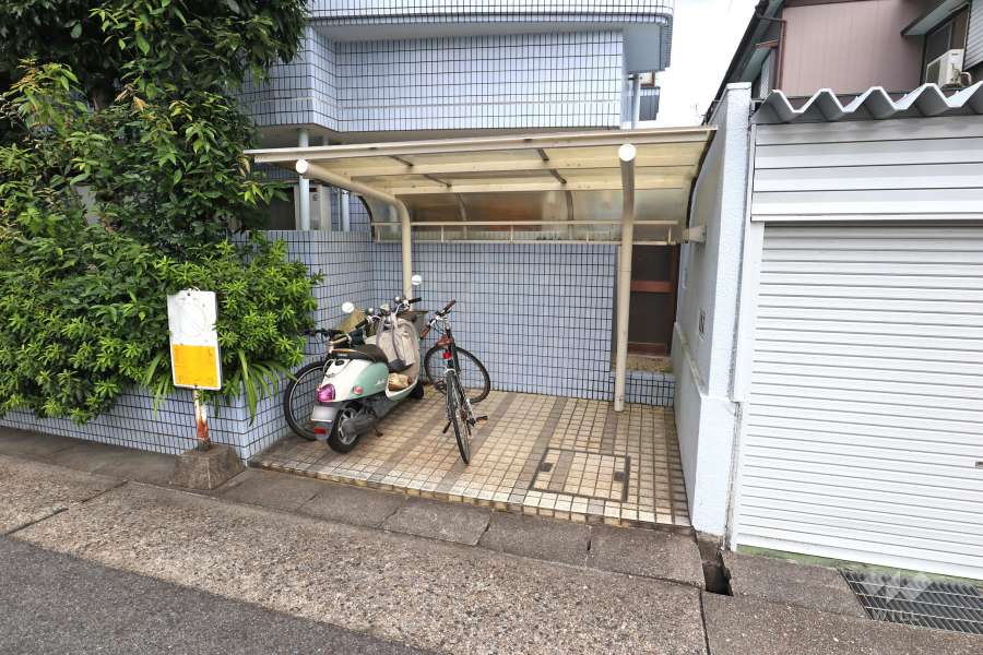 駐輪場・バイク置場