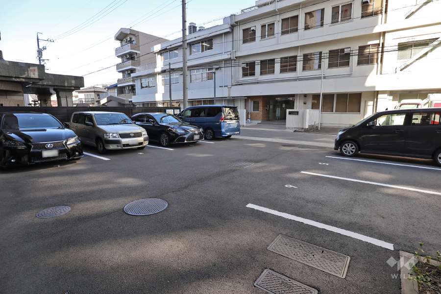 敷地内駐車場（屋外平面式）