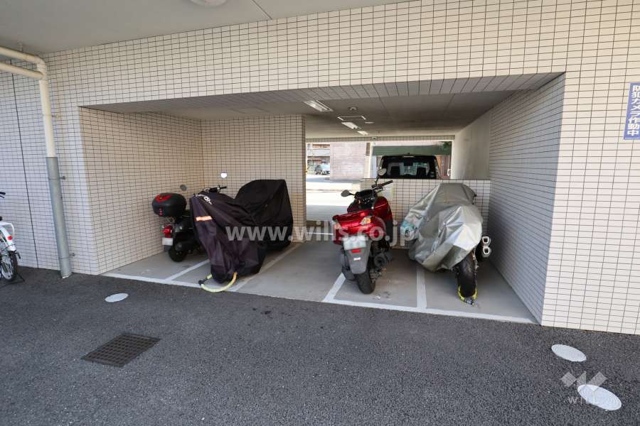 バイク置場