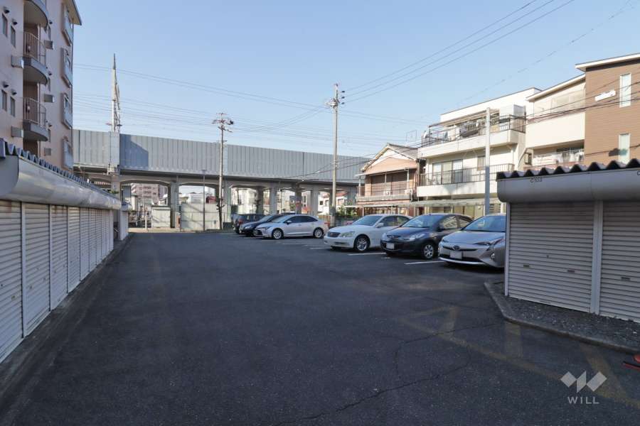 敷地内駐車場（屋外平面式）