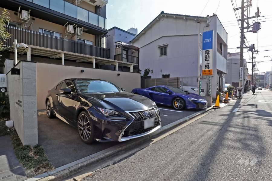 敷地内駐車場（屋外平面式）