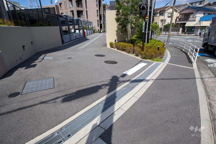 駐車場の出入口