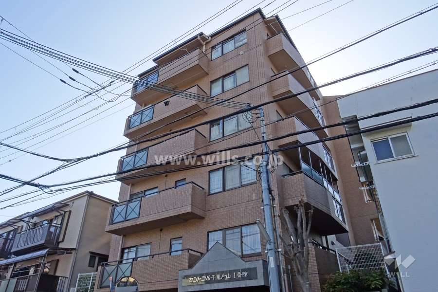 セントラル千里片山Ⅰ番館の外観（北西側から）