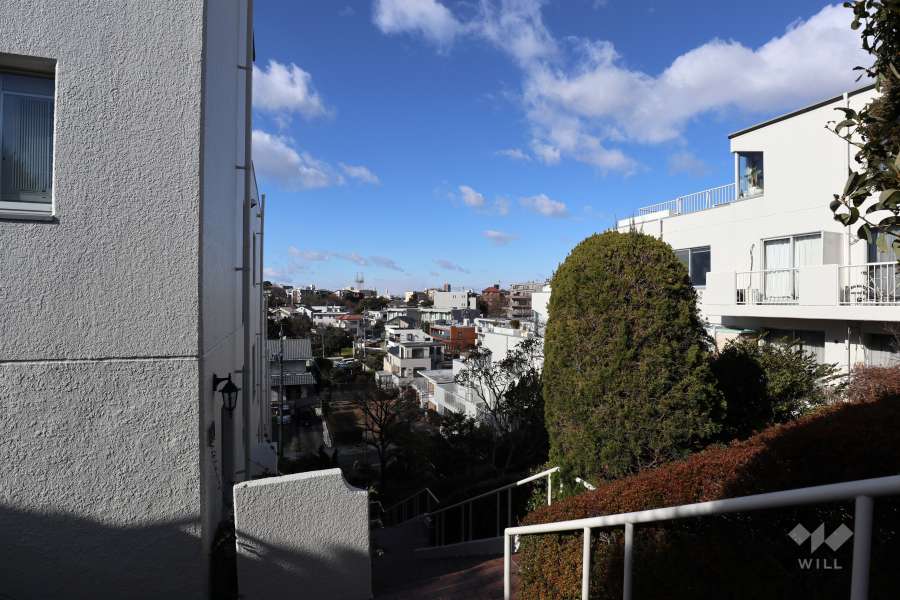 八事表山住宅2号の遠景