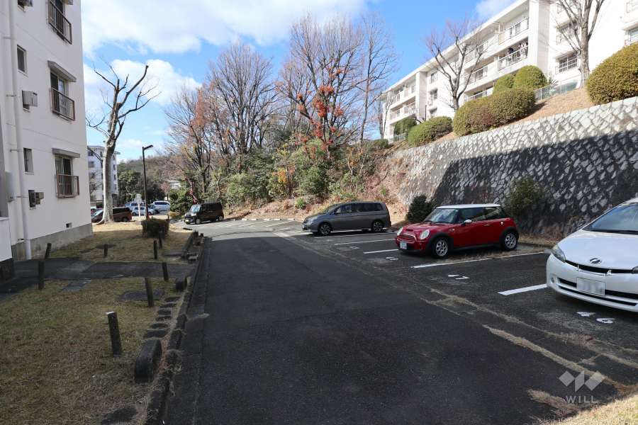 敷地内駐車場（屋外平面式）