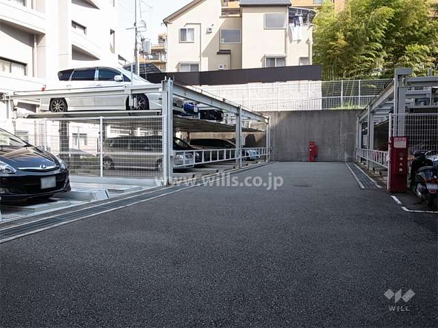 敷地内駐車場（屋外機械式）