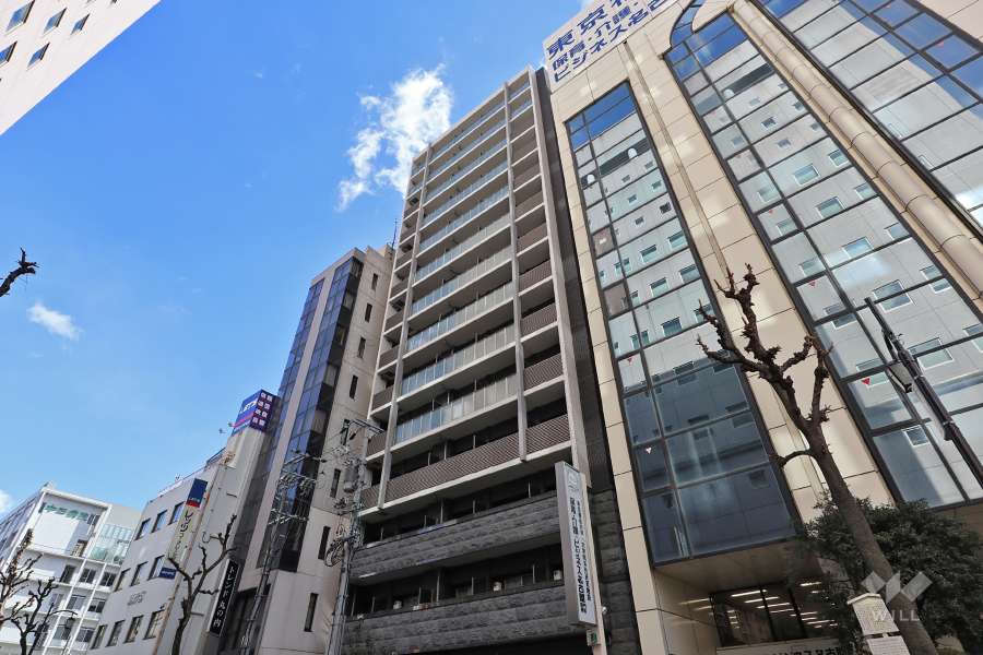プレサンス丸の内城雅の外観（北西側から）