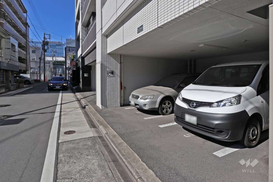 敷地内駐車場（屋内平面式）
