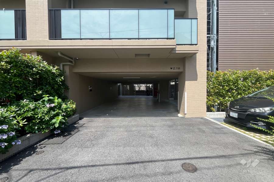 駐車場の出入口