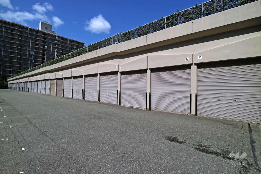 駐車場の出入り口