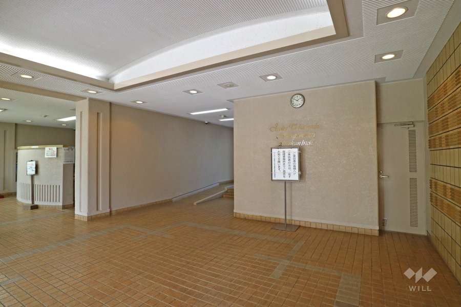 エントランスホール