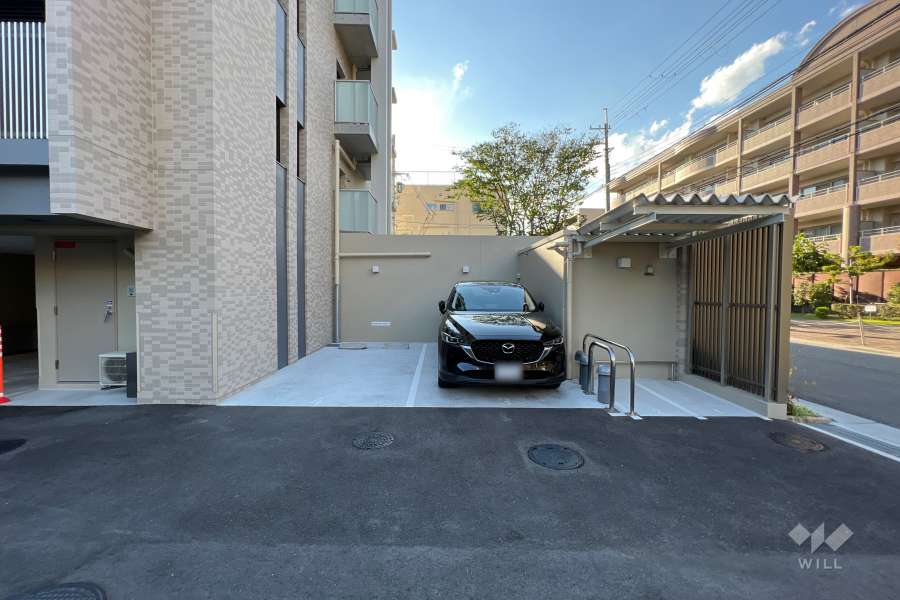 敷地内駐車場(屋外平面式)