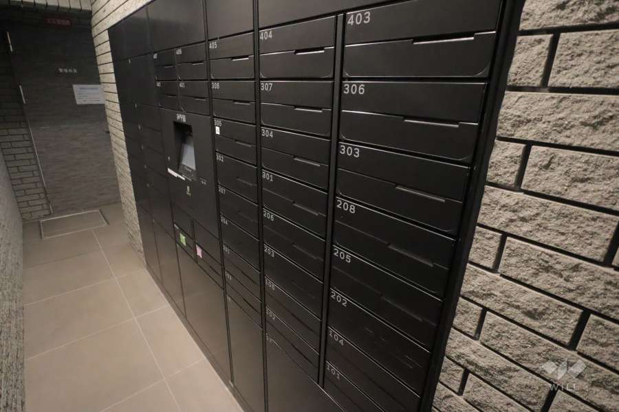 宅配ボックスと共用ポスト