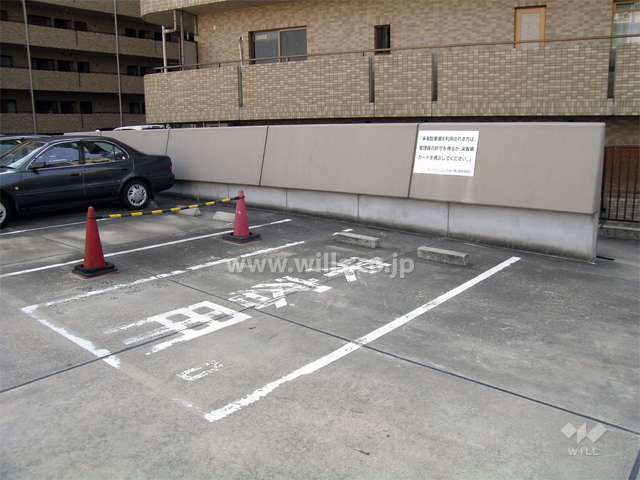 来客用駐車場
