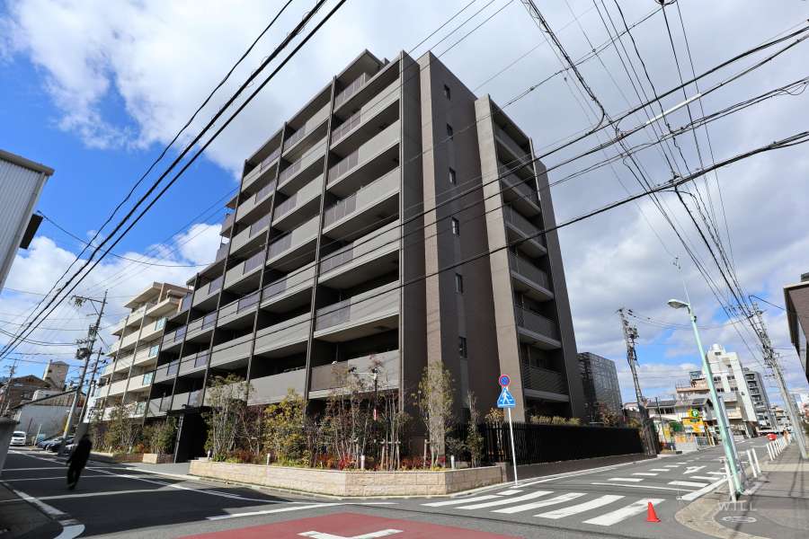 マストスクエア東白壁の外観（南東側から）