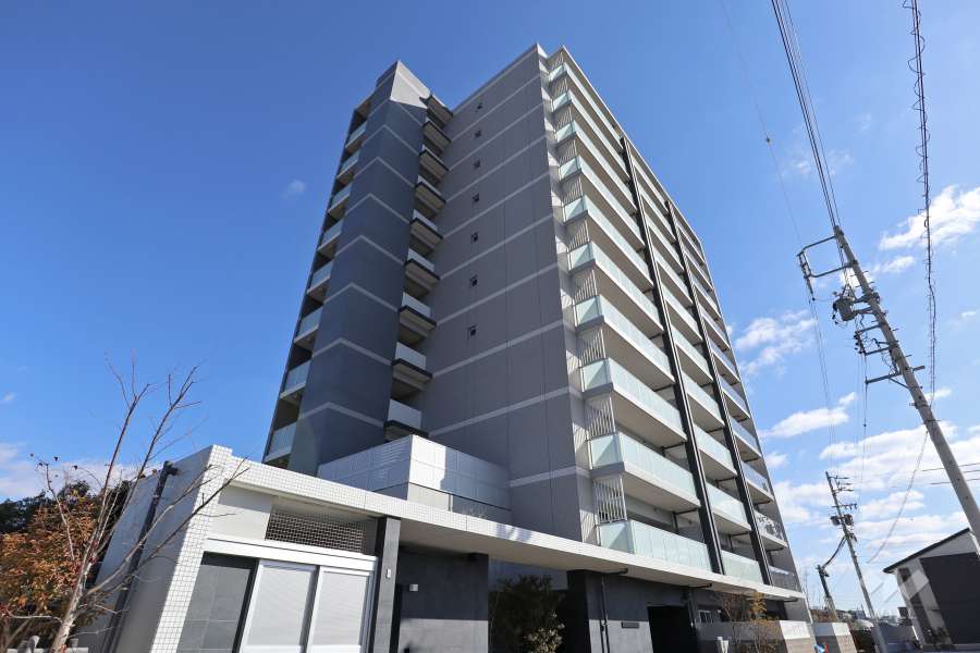 T-STAGE赤池アヴァンティマンションの外観（南西側から）