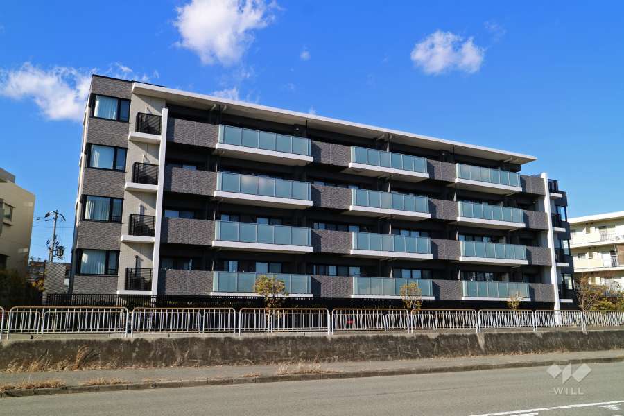 ブランズ甲子園浜田町の外観（南東側から）