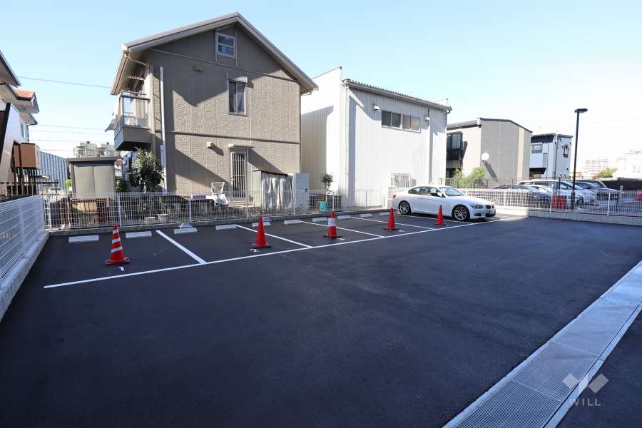 敷地内駐車場（屋外平面式）