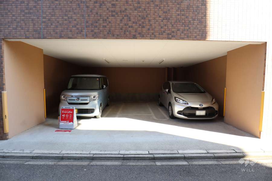敷地駐車場(屋内平面式)