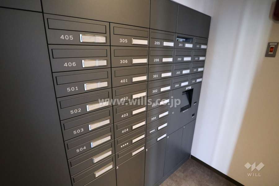 宅配ボックスと共用ポスト