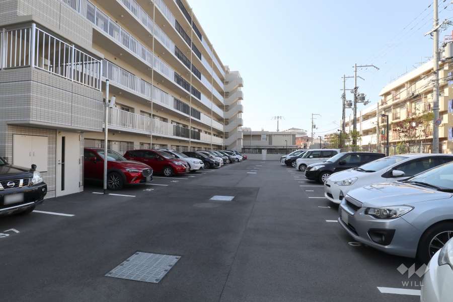 敷地内駐車場(屋外平面式)
