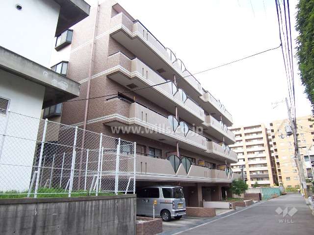 サンフォーレ千里丘の外観(南西から)