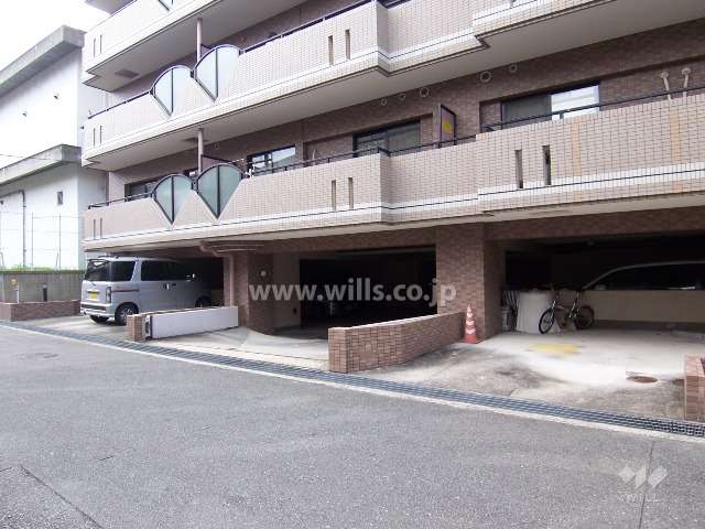 駐車場への入り口