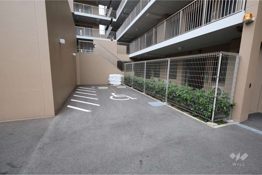 敷地内駐車場（屋外平面式）