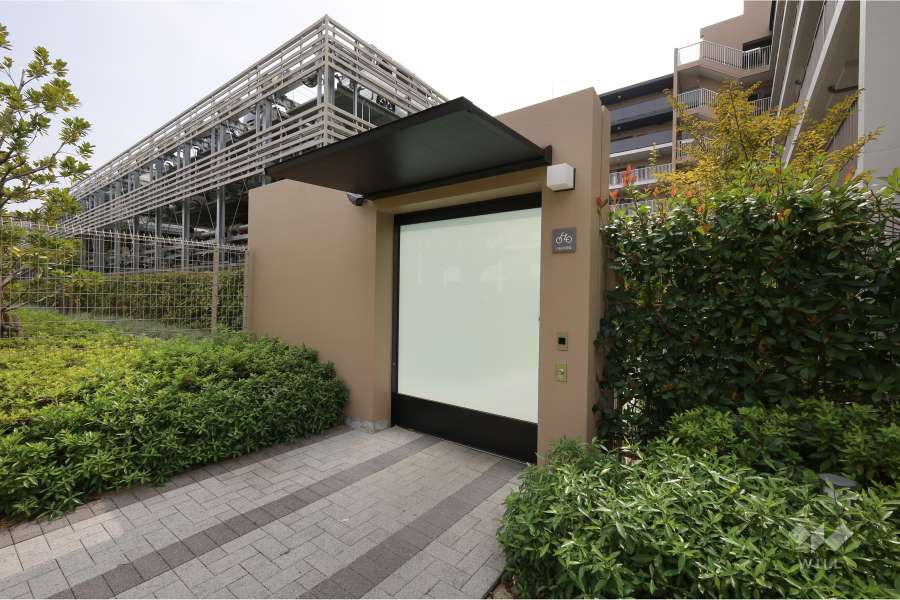 駐輪場の出入口