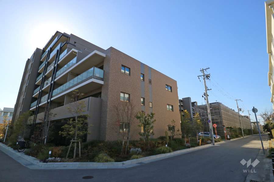 マンションの銘板